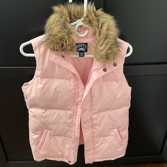 Kids size 2xl Roots down filled pink vest w/zipper & removable faux fur collar - Picture 1 of 11